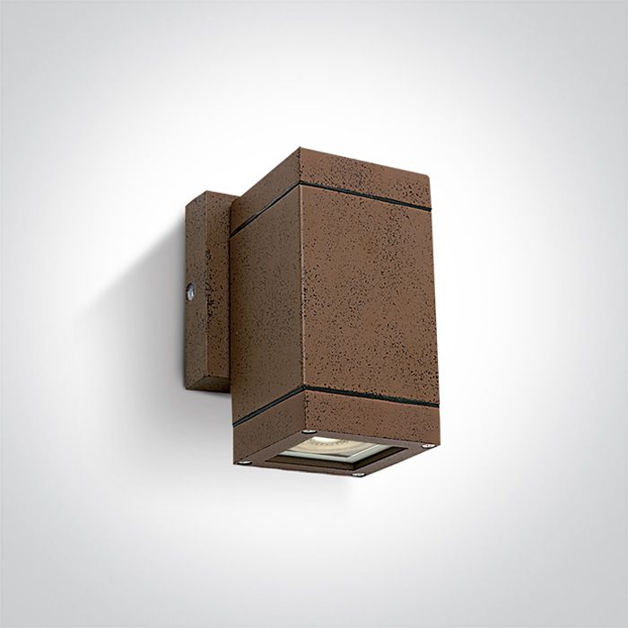 Φωτογραφία από 13 Wall & Ceiling GU10 Outdoor Cubes Die cast