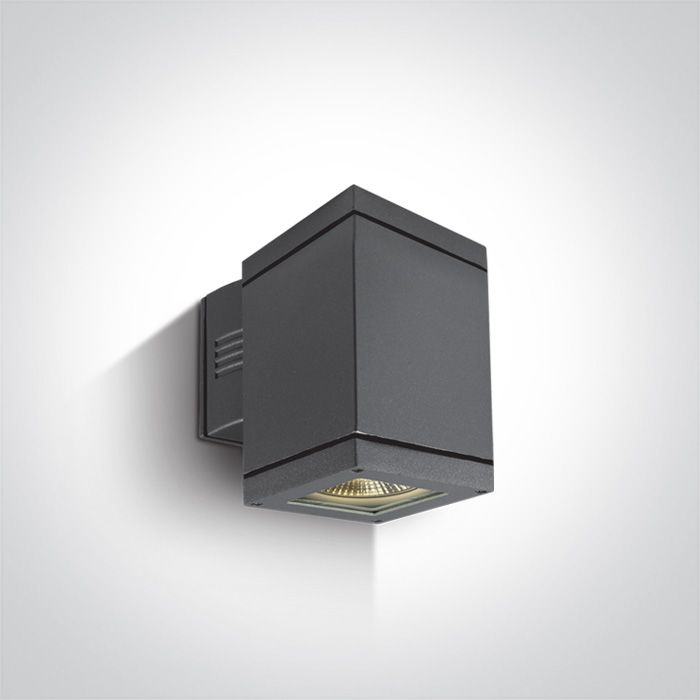 Φωτογραφία από 13 Wall & Ceiling PAR30 Outdoor Cubes Die cast