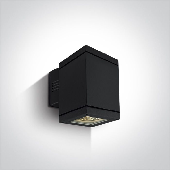 Φωτογραφία από 13 Wall & Ceiling PAR30 Outdoor Cubes Die cast