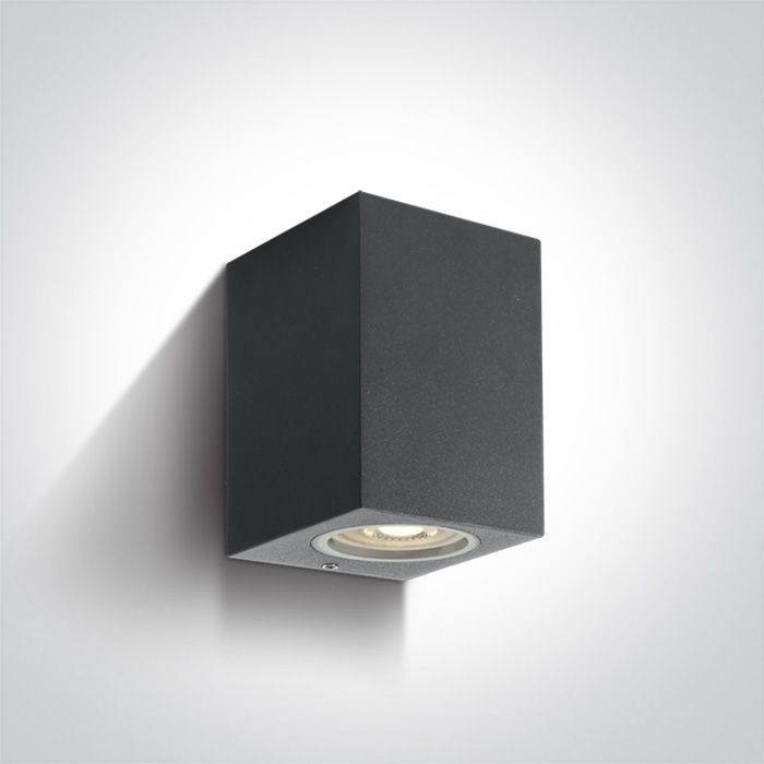 Φωτογραφία από 13 Wall & Ceiling GU10 Outdoor Cube Lights Die cast