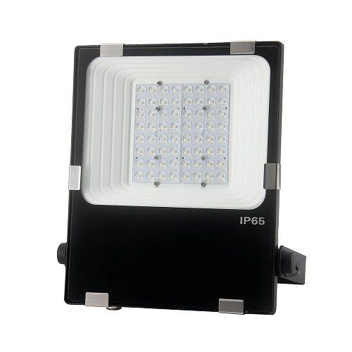 Φωτογραφία από ETA 50°X140° 50W