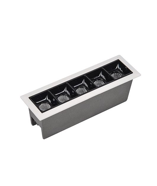 Φωτογραφία από RECESSED SPOTS 5X2